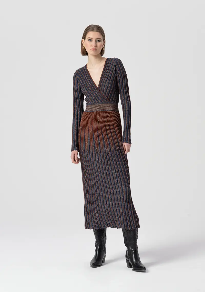 Abito regular midi in maglia con lana e lurex