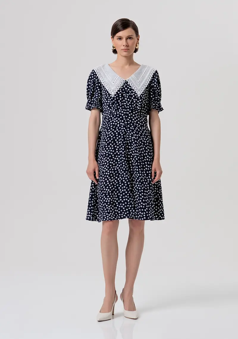 Abito regular mini in fantasia floreale