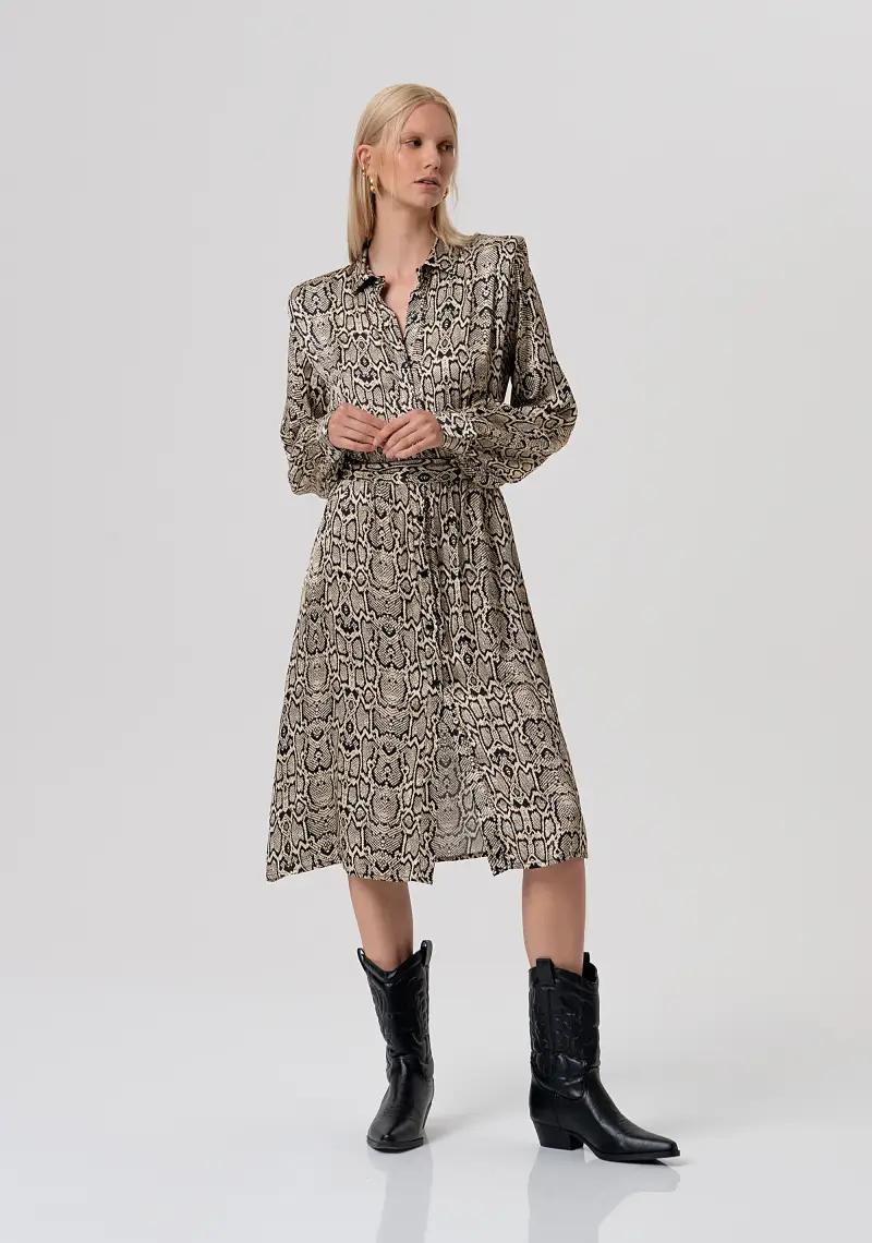 Abito regular modello chemisier midi in fantasia animalier