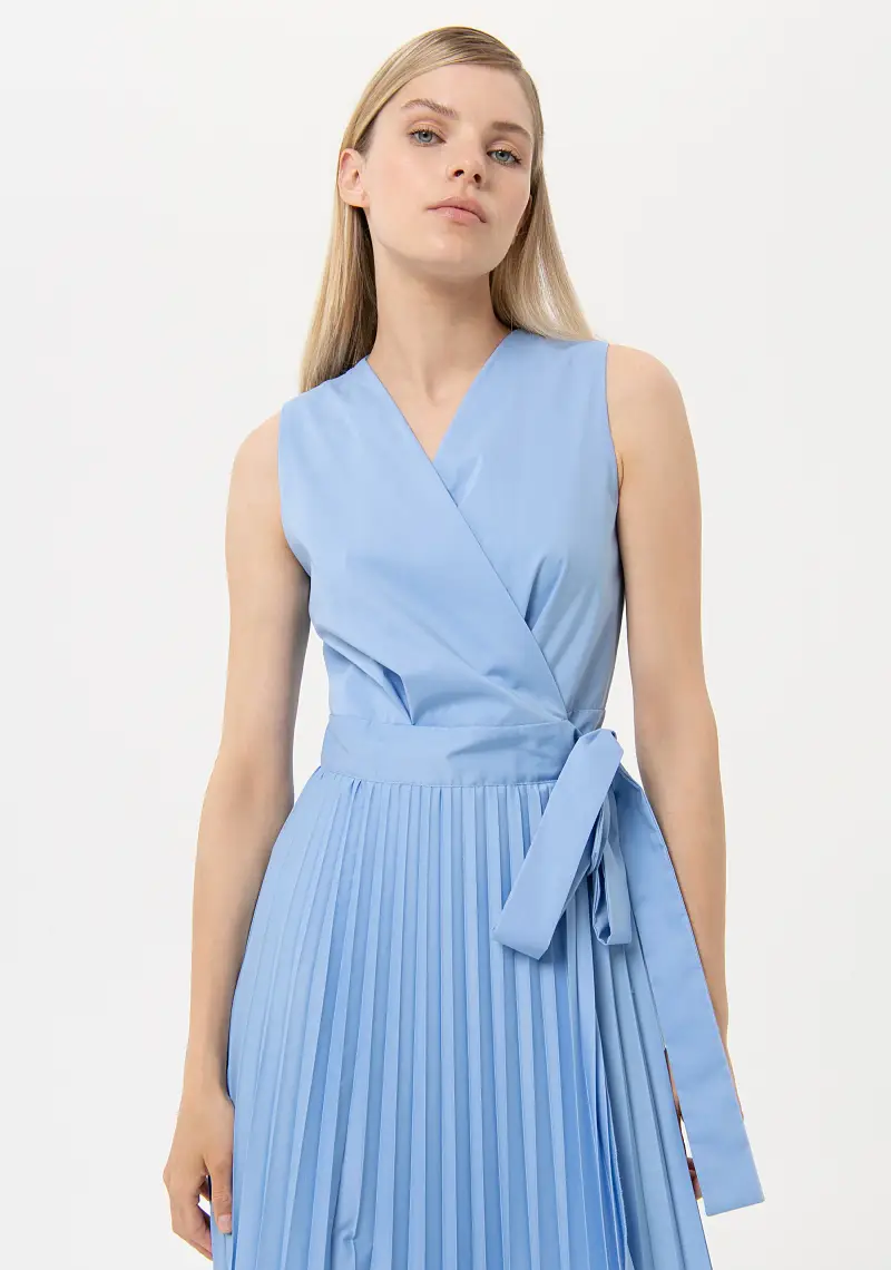 Abito senza maniche lungo a portafoglio