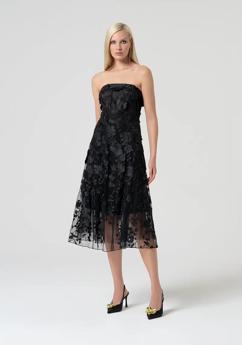 Abito senza maniche midi in pizzo