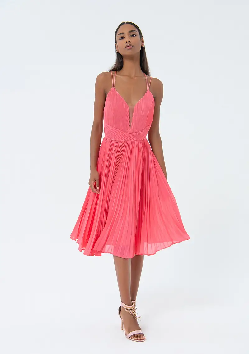 Abito senza maniche midi in tessuto plissettato