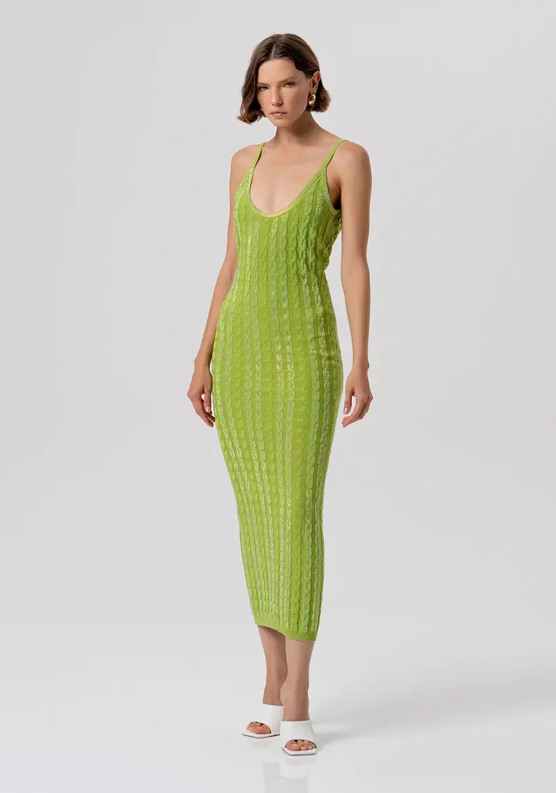 Abito senza maniche slim midi in maglia con punto treccia