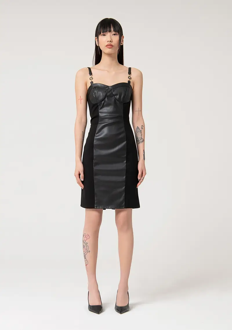 Abito slim a tubino midi