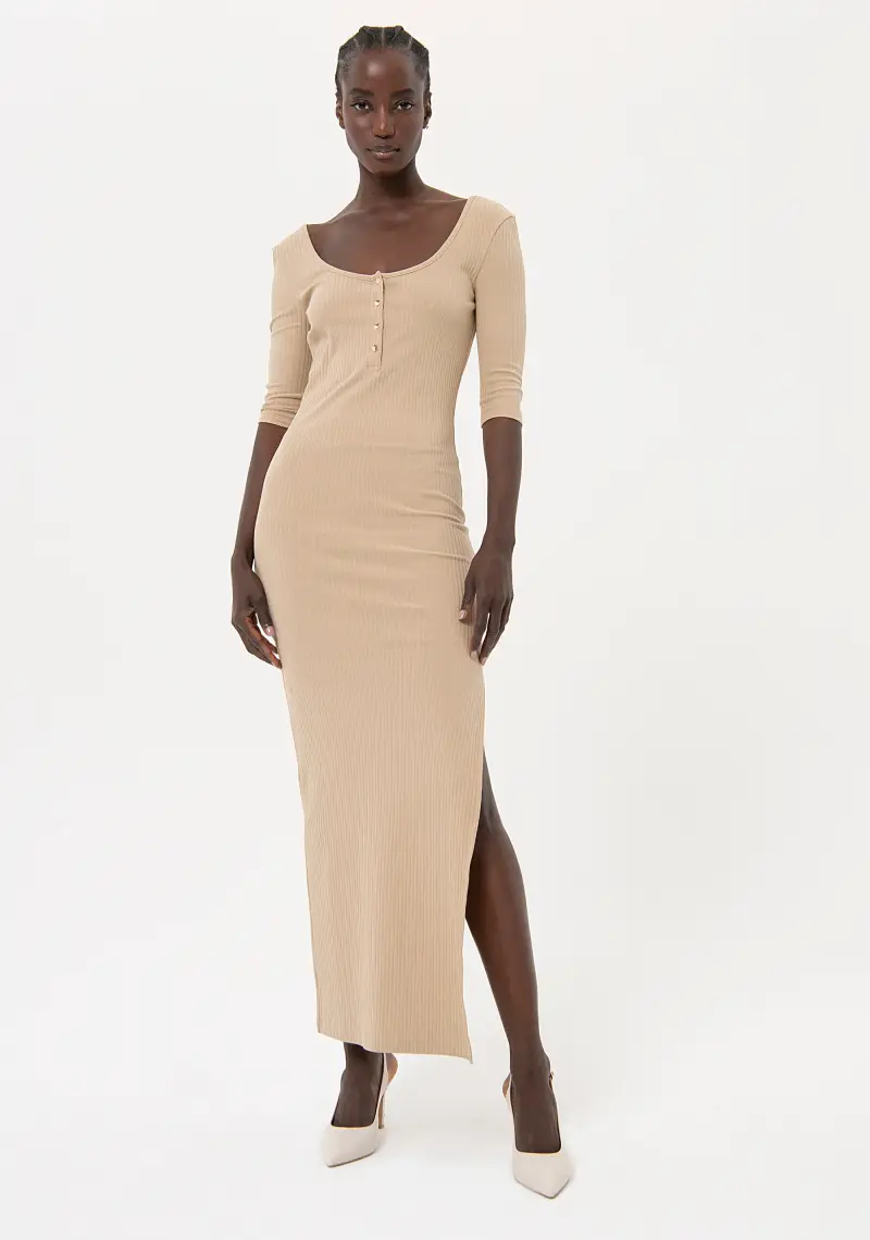Abito slim lungo a costine
