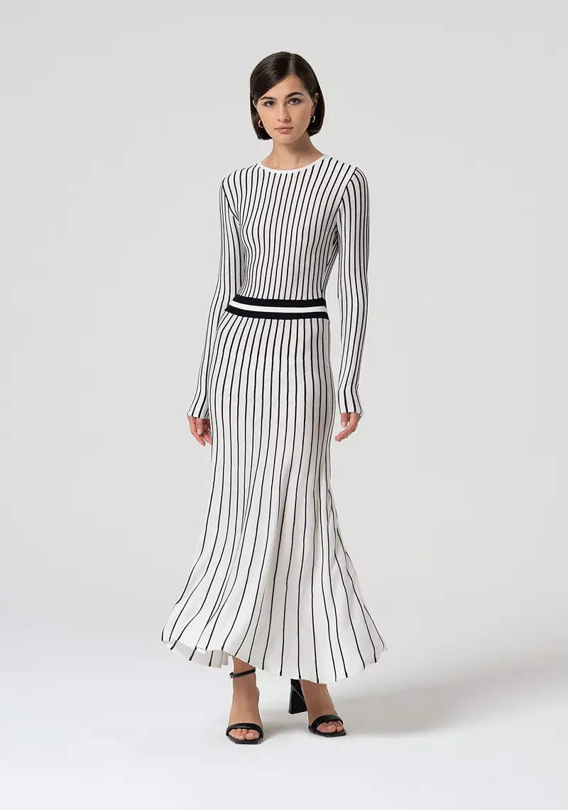 Abito slim lungo in maglia