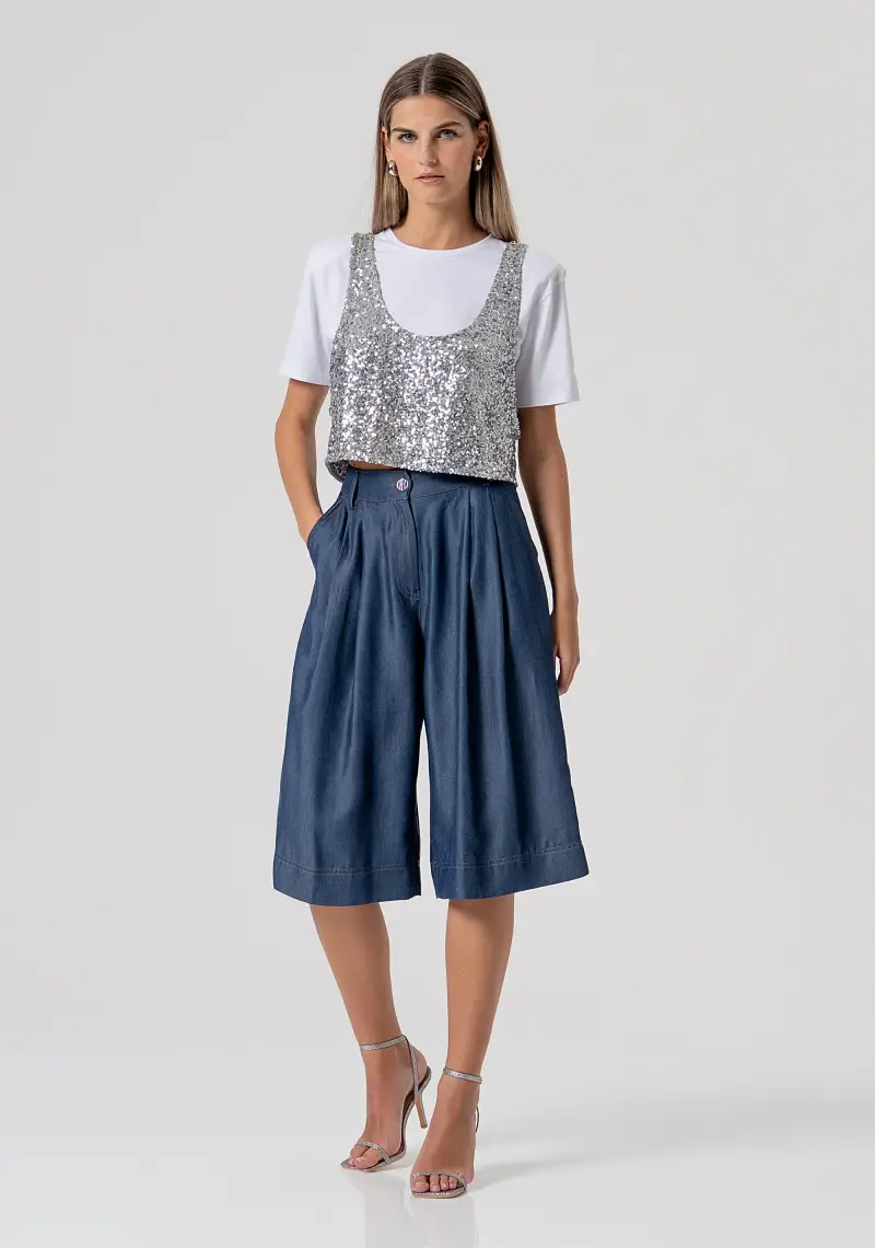 Bermuda flare in chambray