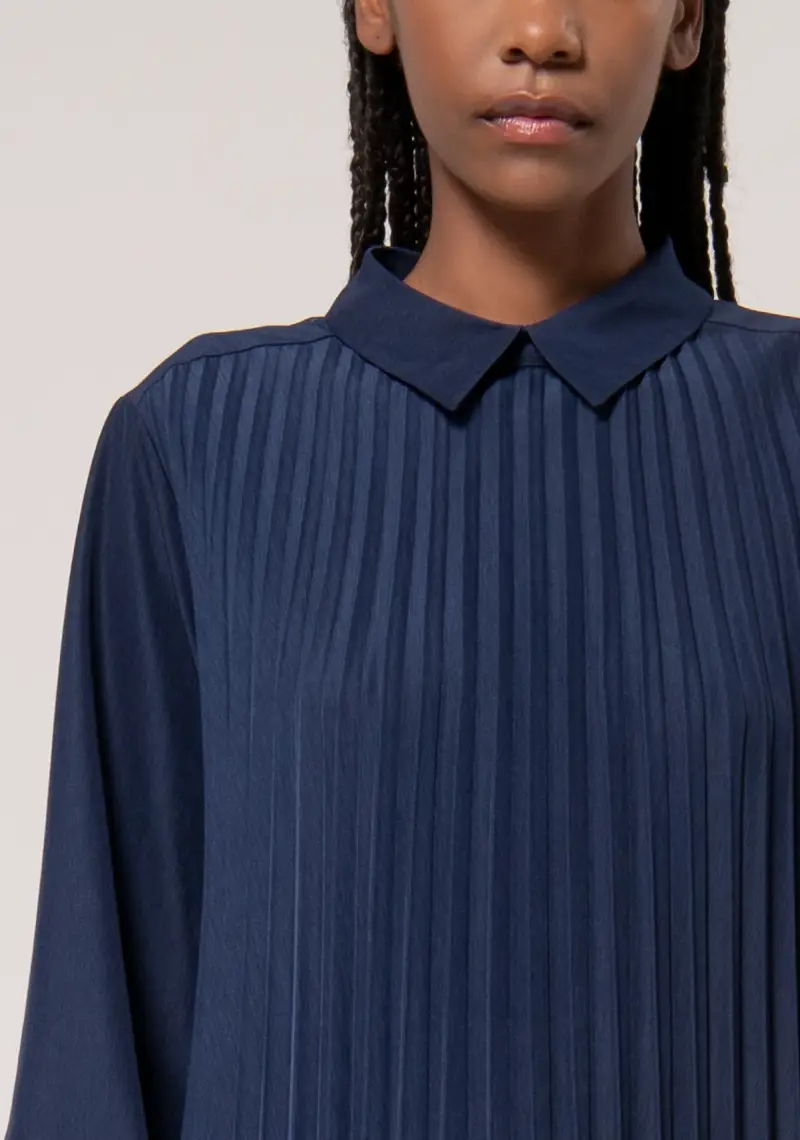 Blusa ampia plissettata miniatura 2