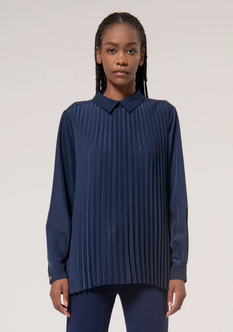 Blusa ampia plissettata