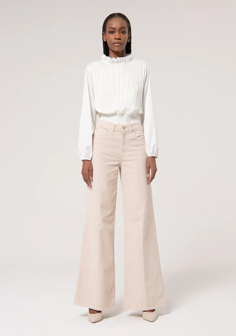 Blusa cropped plissettata