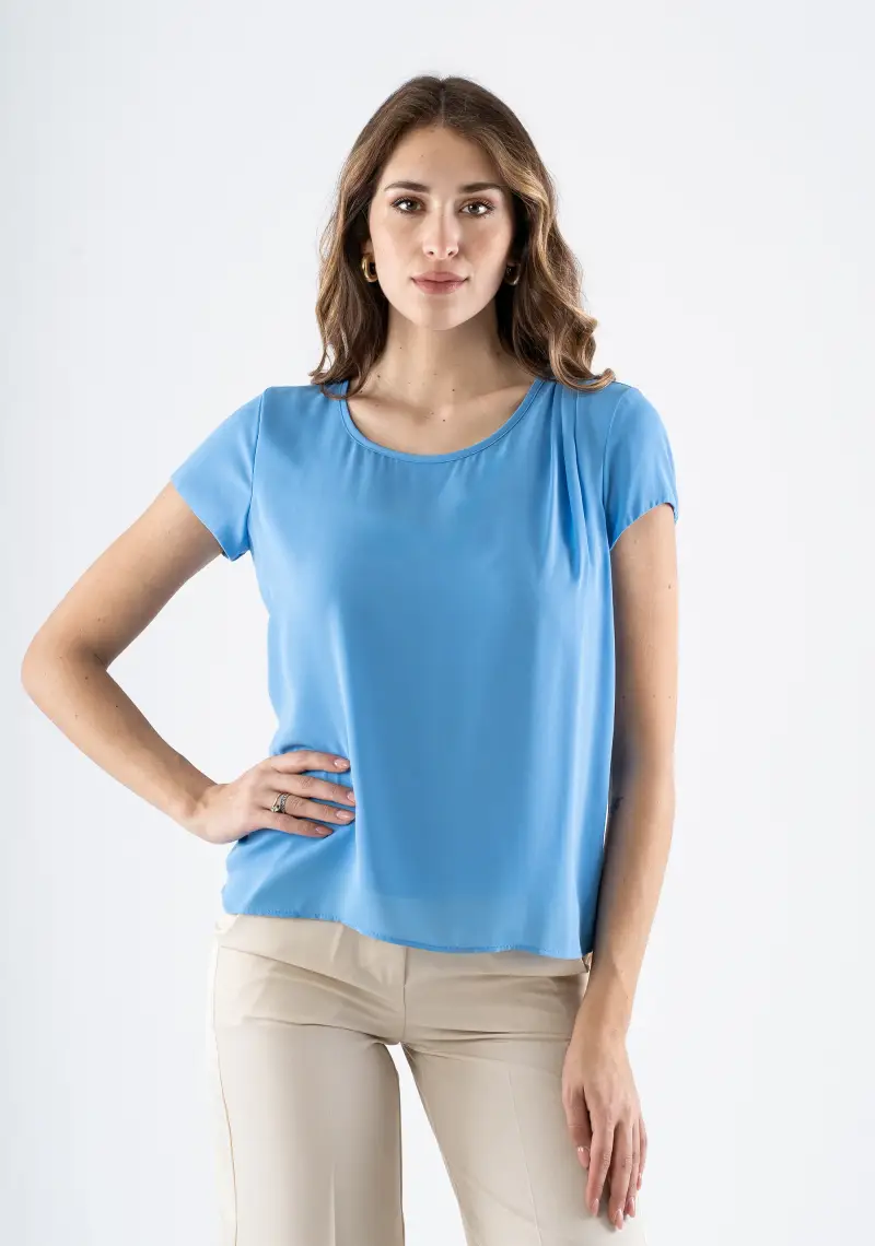 Blusa girocollo con manica corta e dettaglio drappeggiato miniatura 2