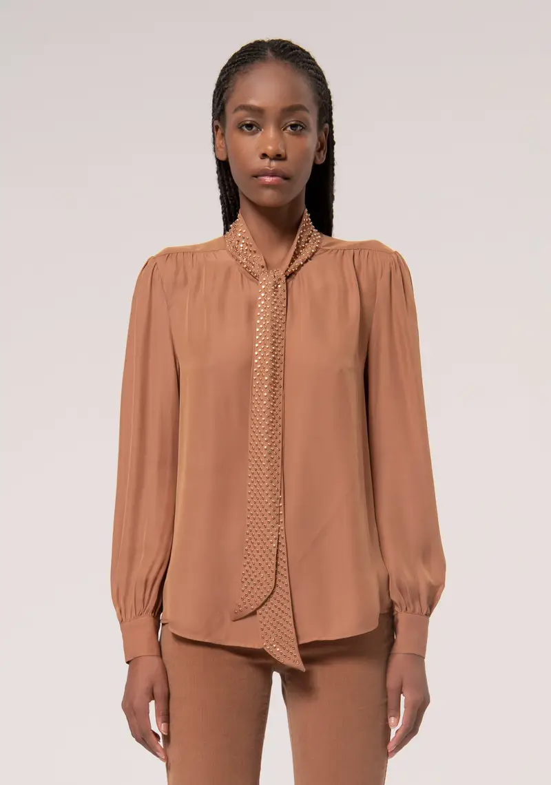 Blusa linea ad A in viscosa e seta