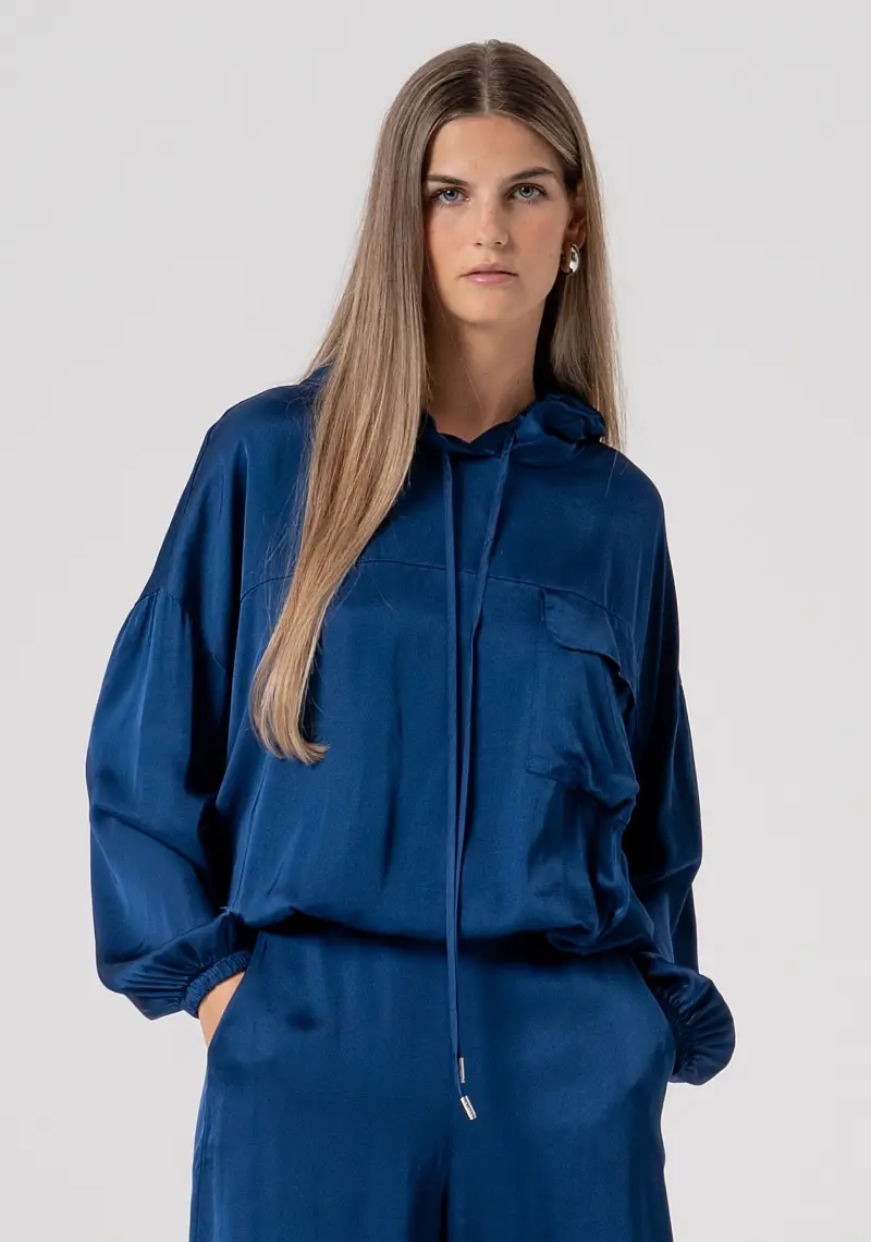 Blusa regular con cappuccio in raso