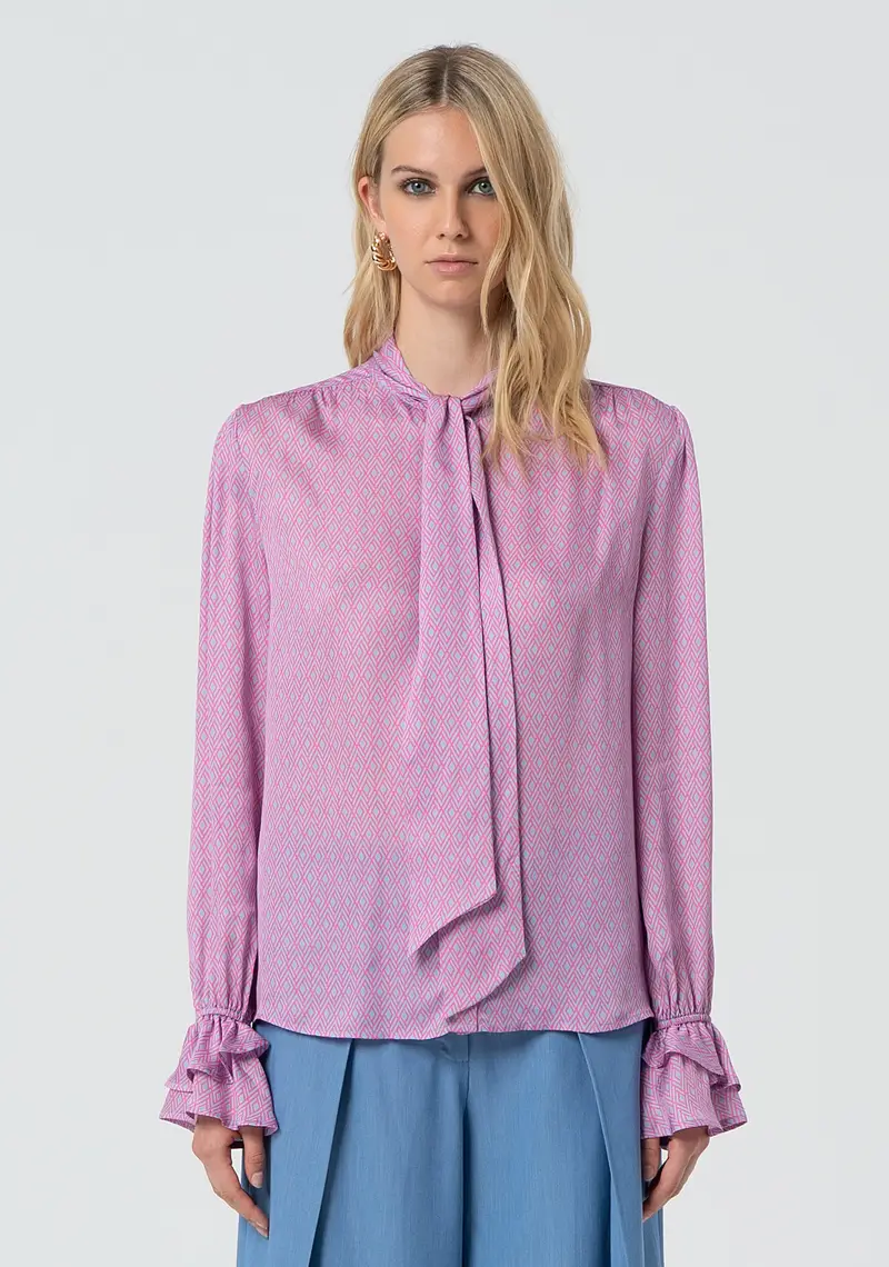 Blusa regular con seta con stampa geometrica