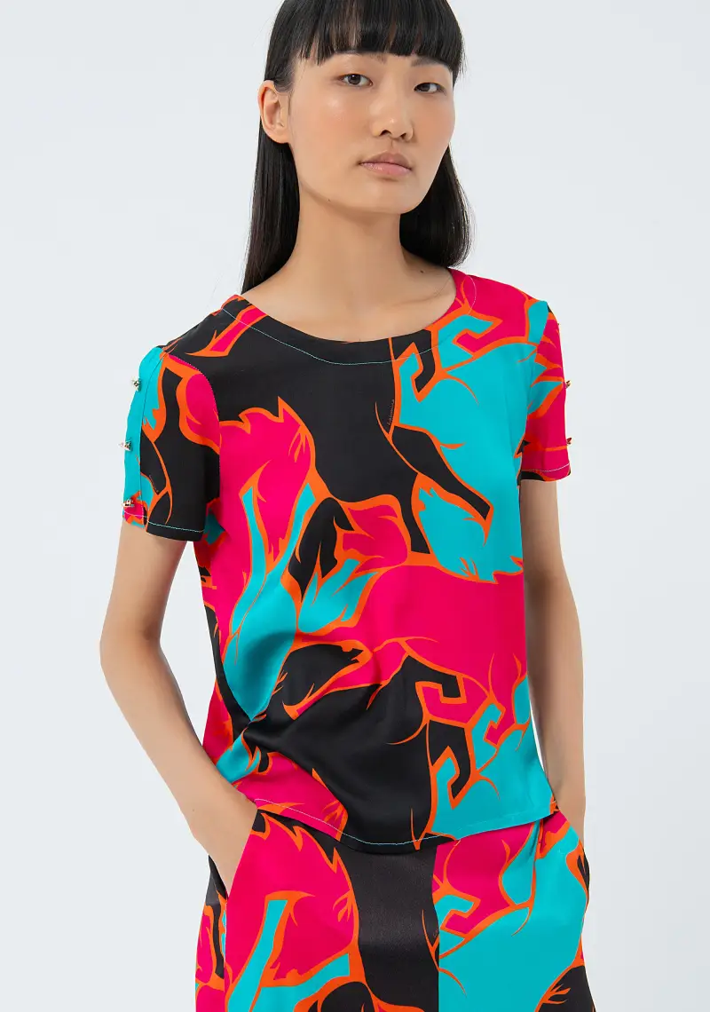 Blusa regular girocollo in fantasia multi colore