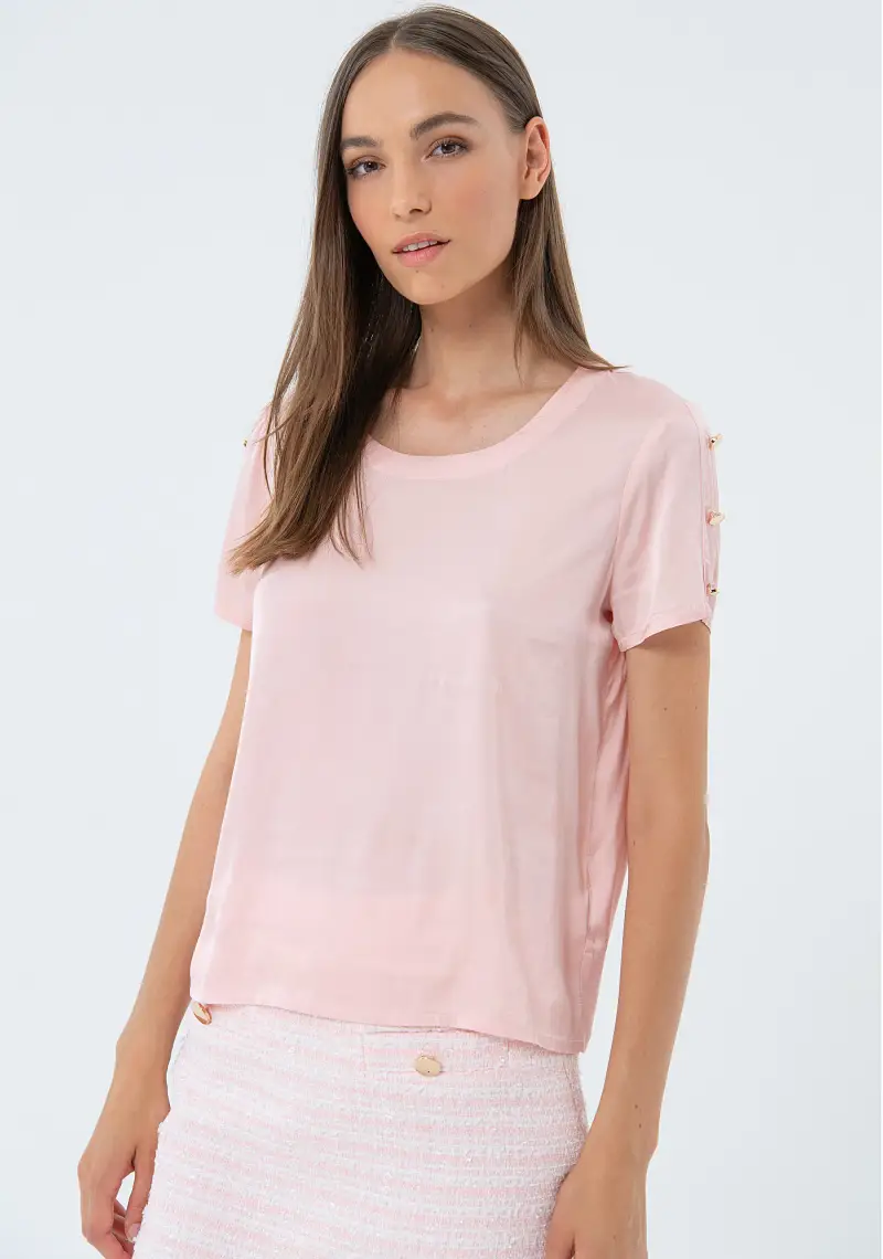 Blusa regular girocollo