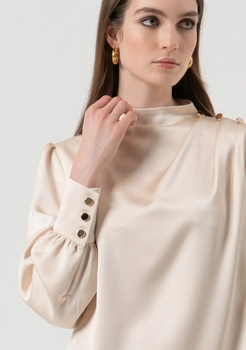 Blusa regular in raso miniatura 2