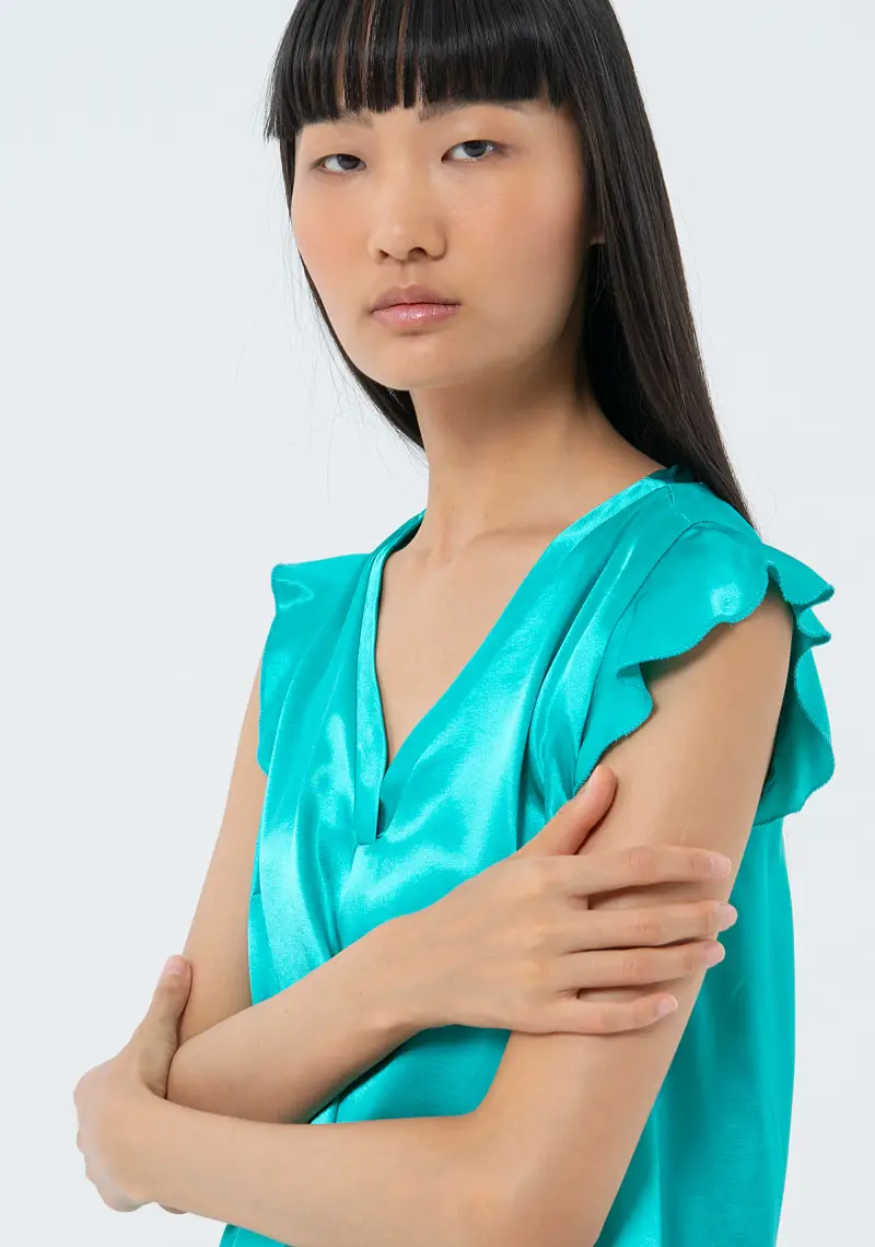 Blusa regular in raso miniatura 2