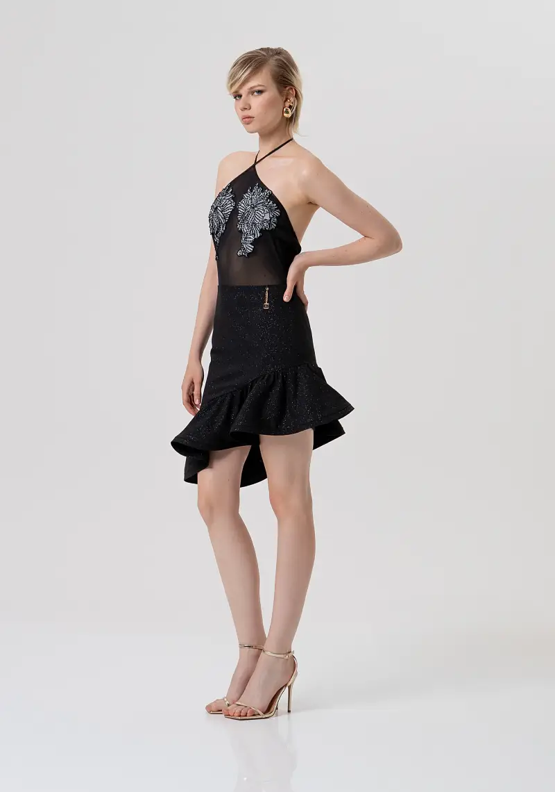 Body senza maniche in tulle con patch fiori e strass