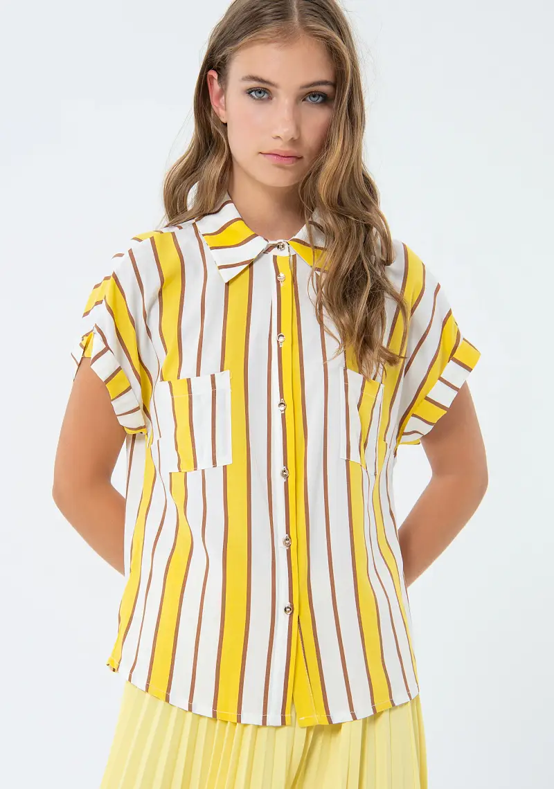 Camicia over a righe