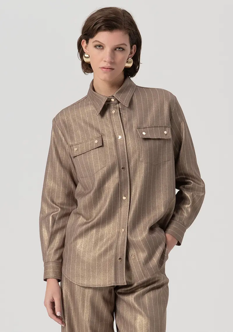 Camicia over in tessuto gessato