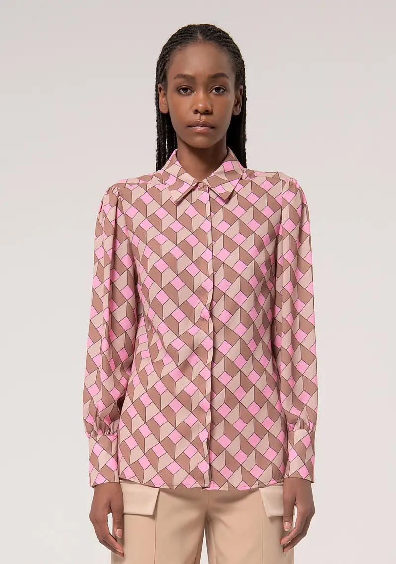 Camicia regular con fantasia geometrica