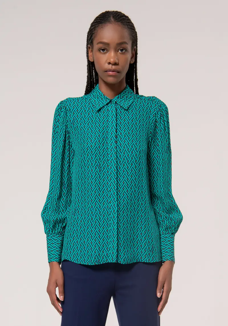 Camicia regular con fantasia geometrica