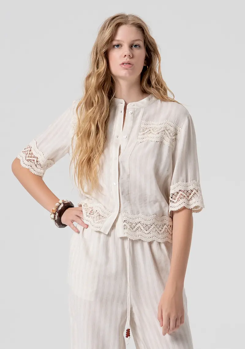 Camicia regular con lino