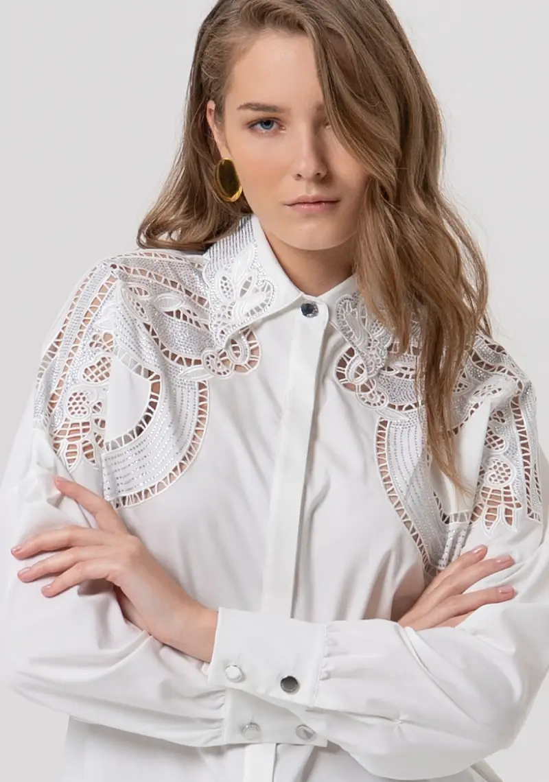 Camicia regular con ricami applicati miniatura 2