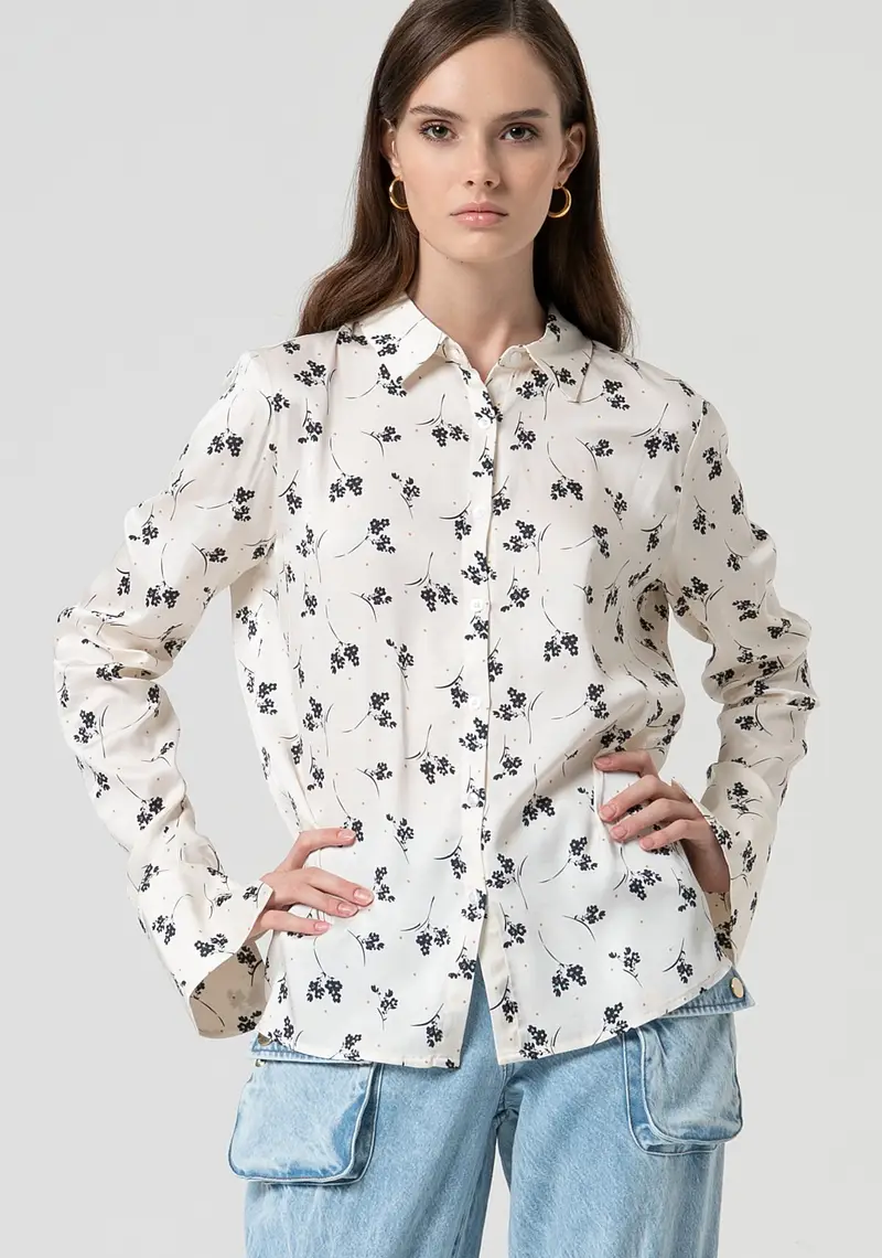 Camicia regular in fantasia floreale