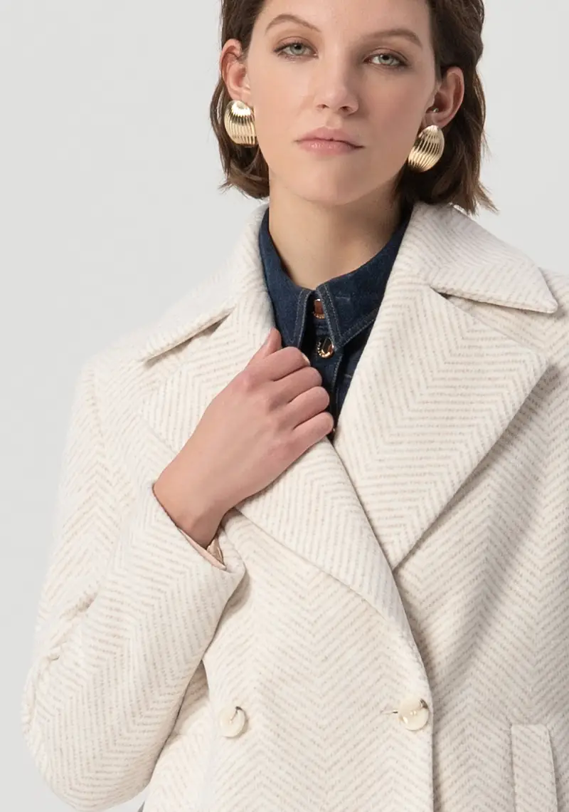 Cappotto regular caban doppiopetto in tessuto spigato miniatura 2