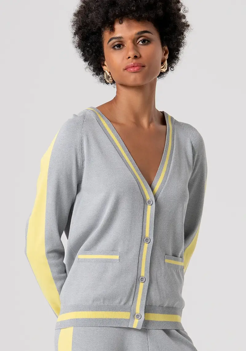 Cardigan regular con cappuccio