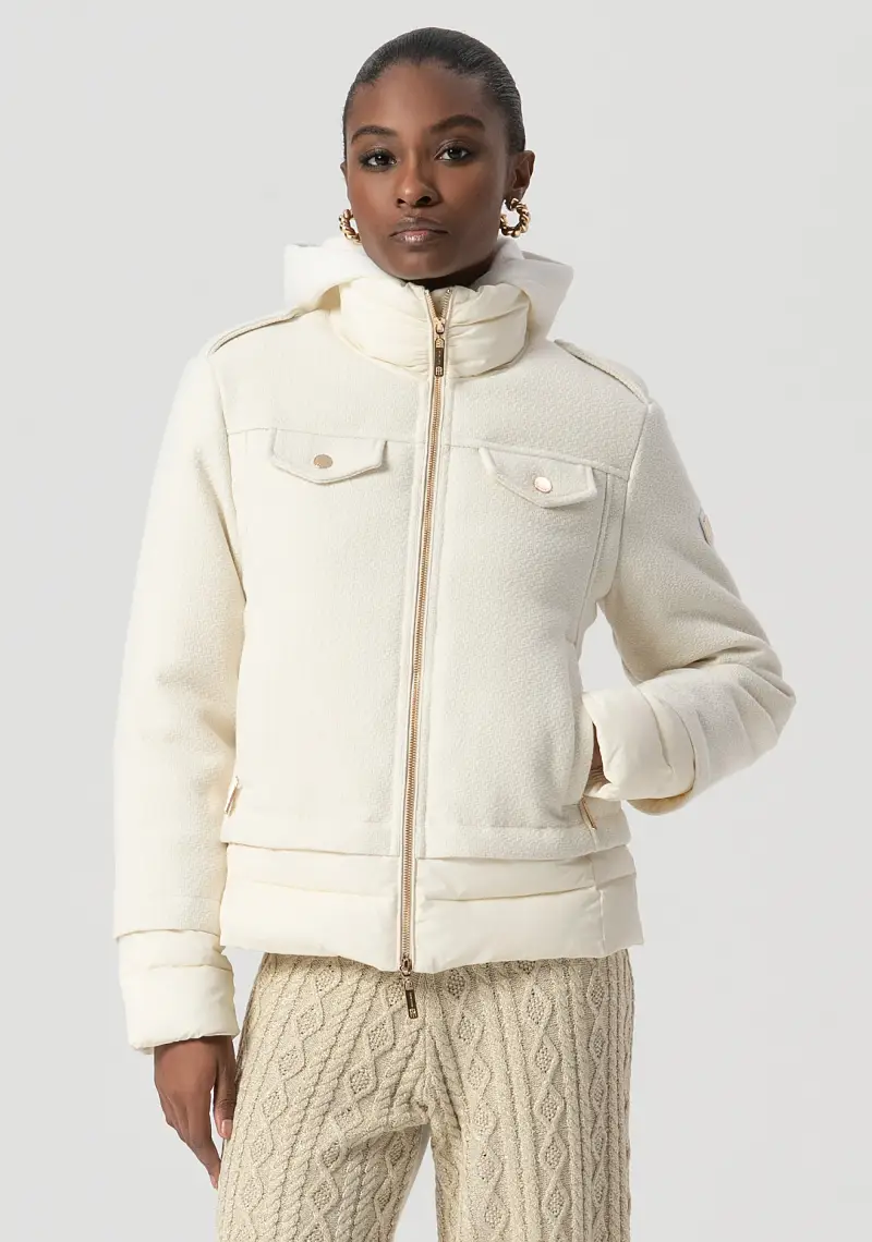 Giacca regular imbottita in mix di tessuti