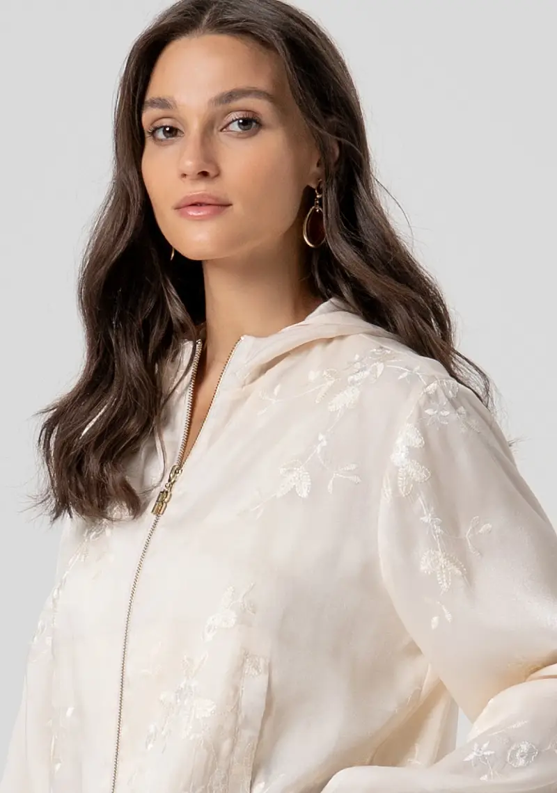 Giacca regular modello bomber in tessuto con ricami floreali miniatura 2