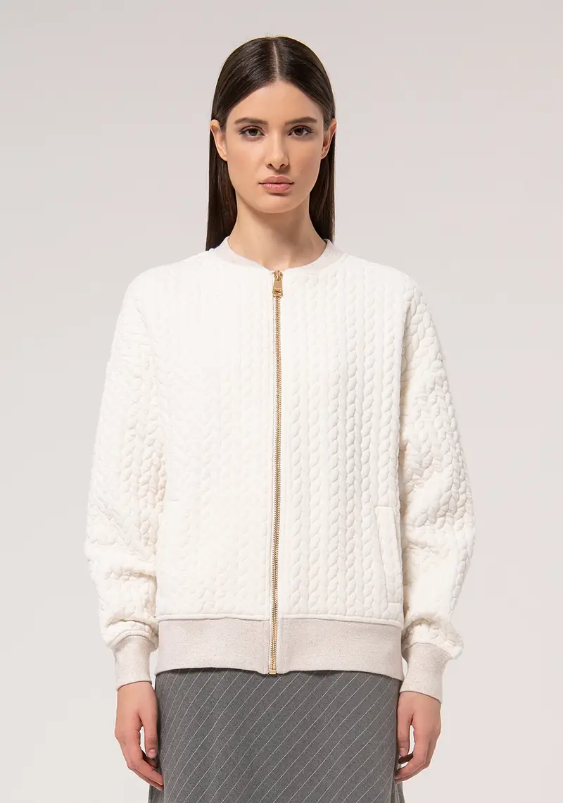 Giacca regular modello bomber in tessuto matelassè