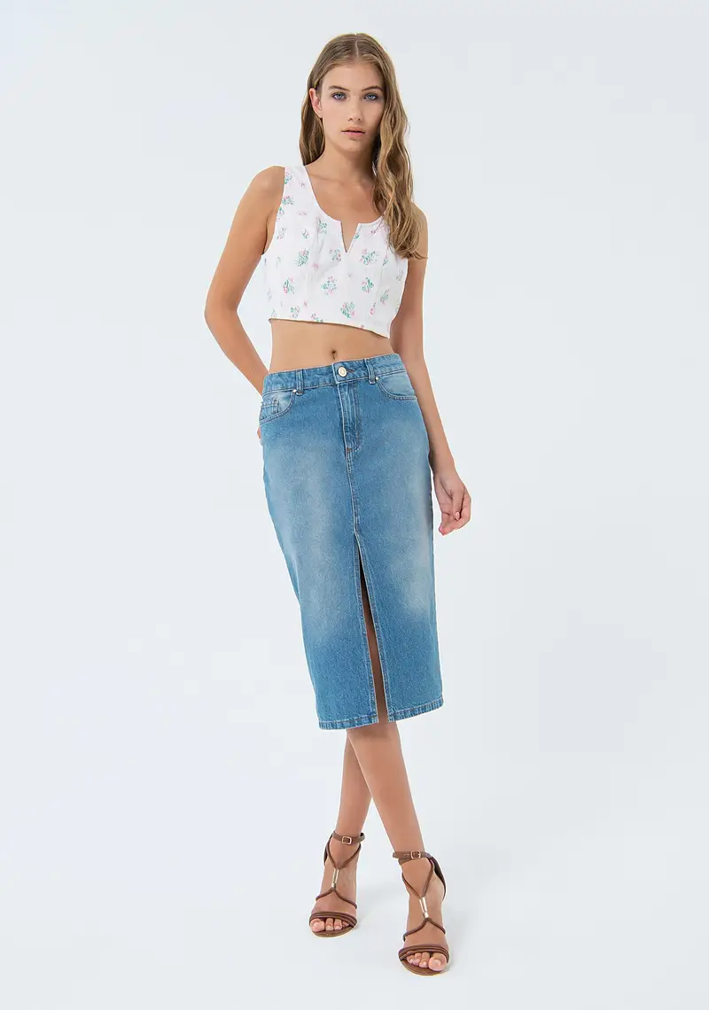Gonna linea diritta in denim con lavaggio medio