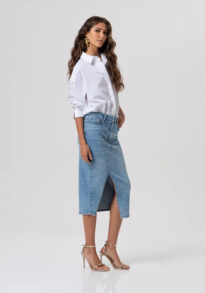 Gonna regular midi in denim con lavaggio chiaro miniatura 2