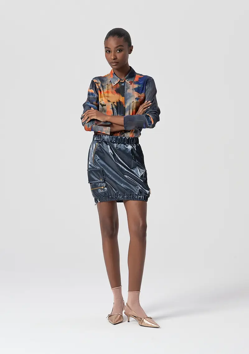 Gonna regular mini in tessuto effetto metallizzato