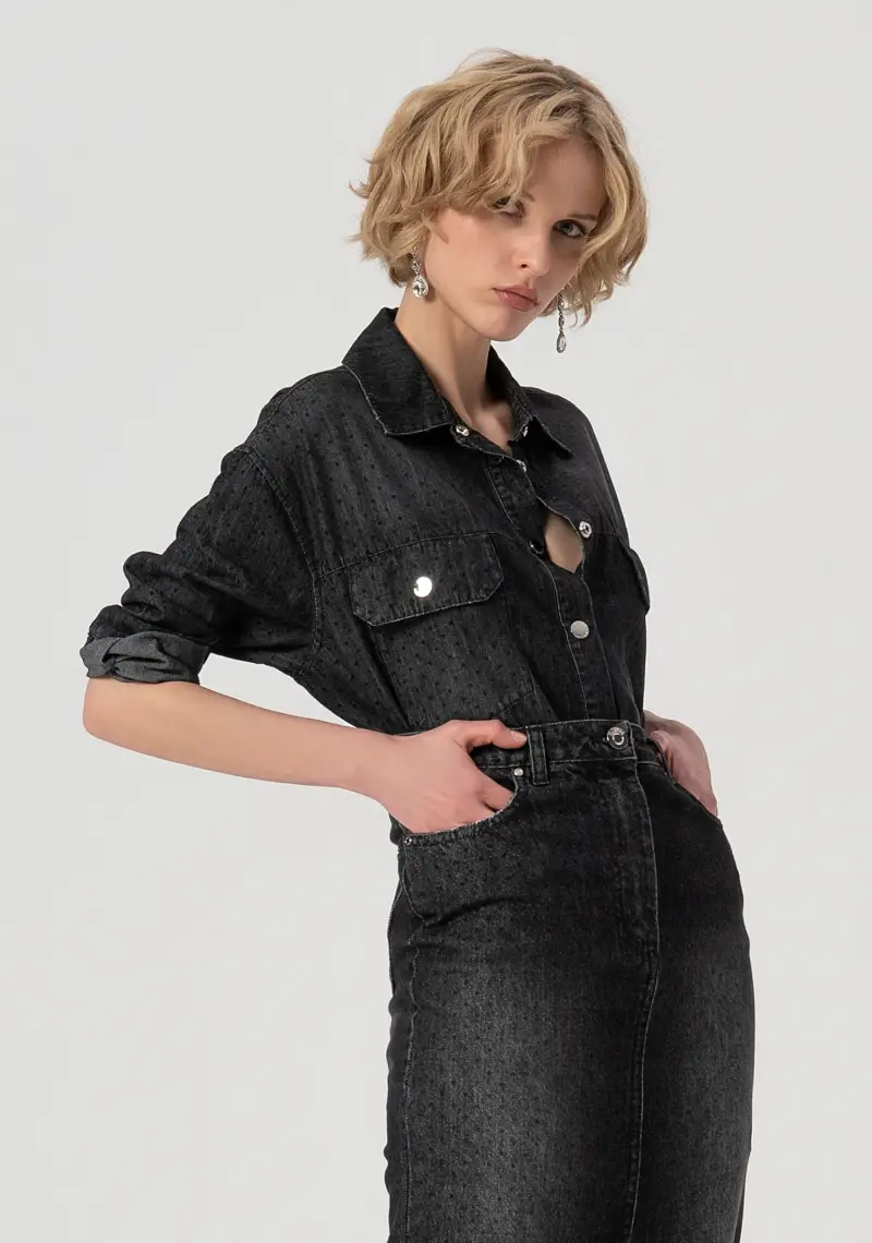 Gonna slim midi in denim nero con lavaggio medio miniatura 2