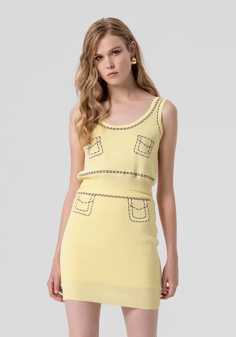 Gonna slim mini in maglia miniatura 2