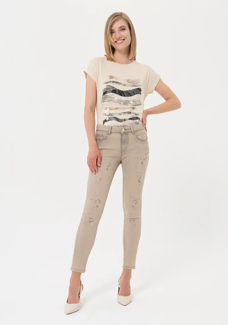 Jeans skinny effetto push up in denim grigio sovrattinto con lavaggio bleached