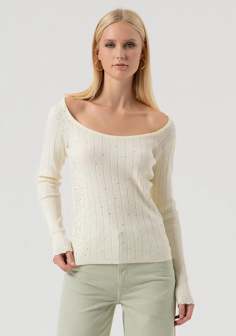 Maglia slim a costine con strass