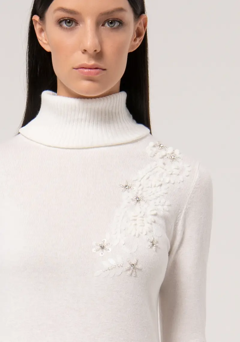 Maglia slim con angora miniatura 2