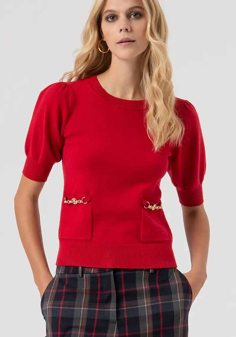 Maglia slim con maniche corte a sbuffo