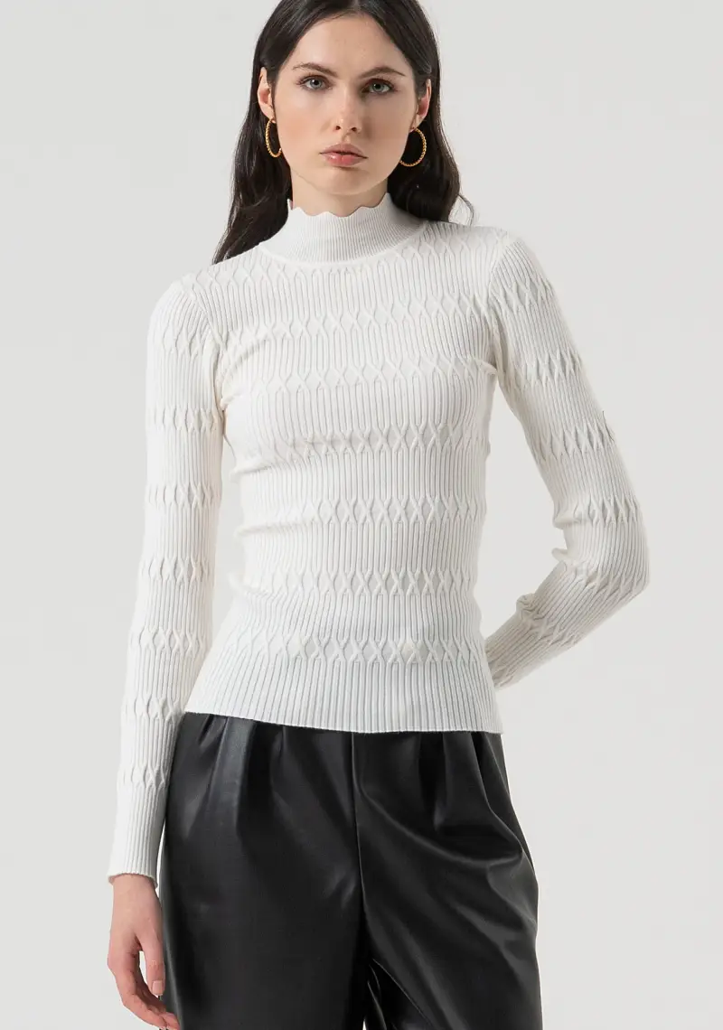 Maglia slim con punto losanga