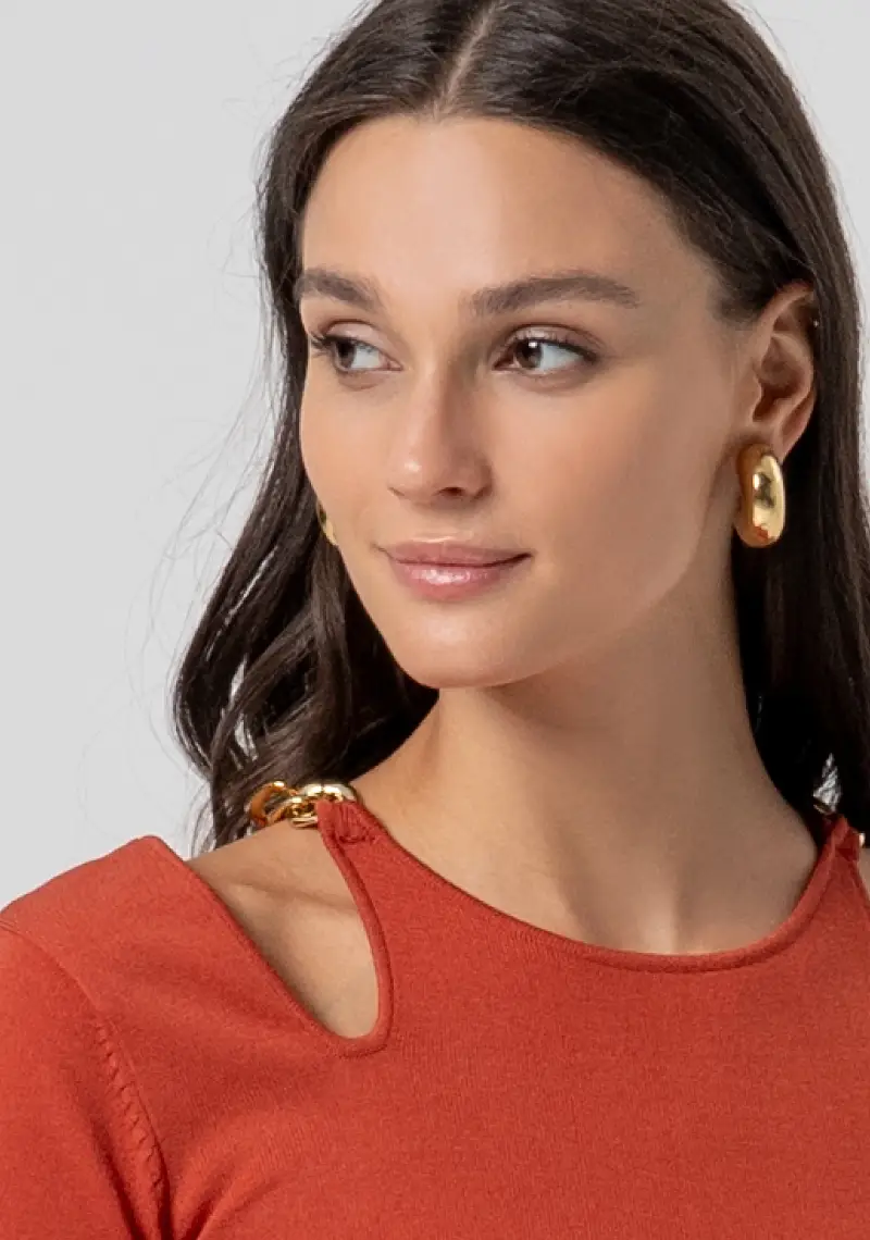 Maglia slim girocollo con cut out miniatura 2