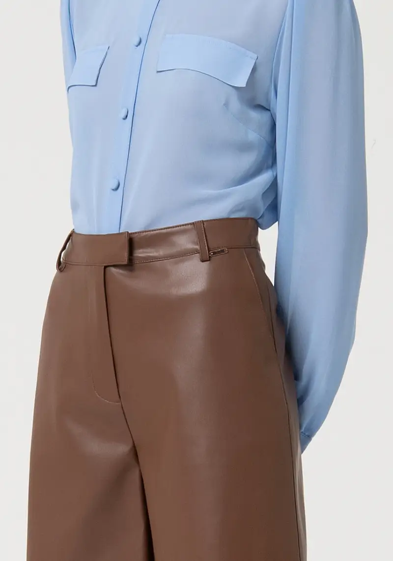 Pantaloncini flare con vita alta miniatura 2