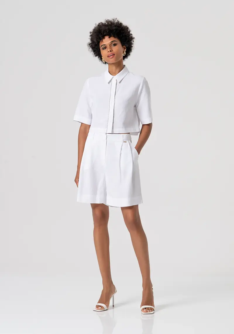 Pantaloncini regular con lino