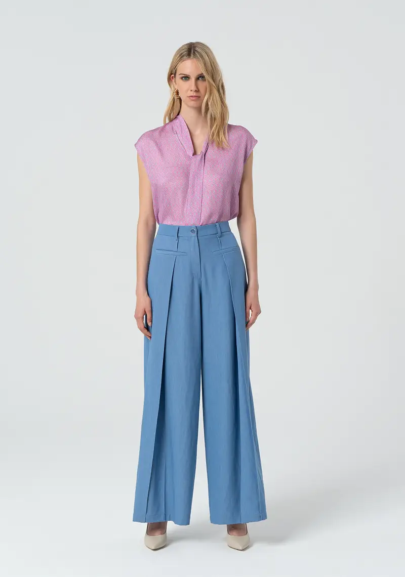 Pantalone a palazzo con vita regolare