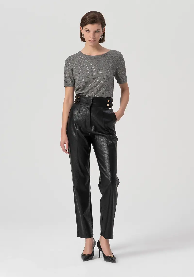 Pantalone a sigaretta con vita alta